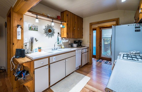 Tahoma House | Charming Lake Tahoe Hideaway