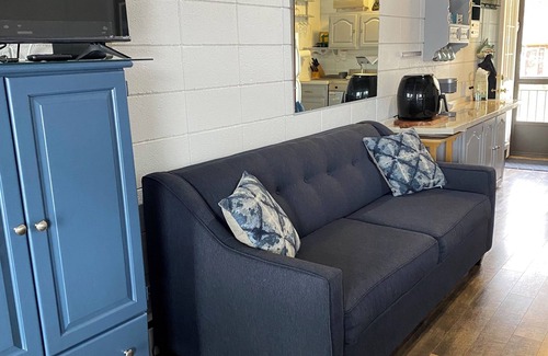 Laconia Apartment | Charming Lakefront Studio Condo