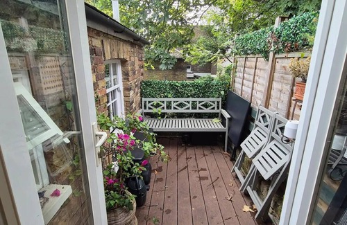 Vassall Apartment | Charming London 2 bed Apartment, Kennington/Oval