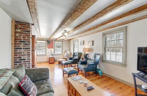 Center Lovell House | Charming Lovell Farmhouse - 17 Acres with Mtn Views!