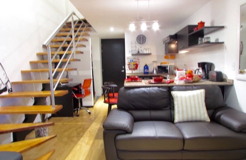 La Mariscal Apartment | Charming Luxury Loft - Secure and stylish near Plaza Foch