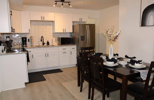 Buford Apartment | -> Charming Modern Guest House Near Lake Lanier.