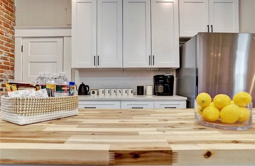 Washington Park West House | Charming Modern Home in Wash Park - 30 DAY RENTAL