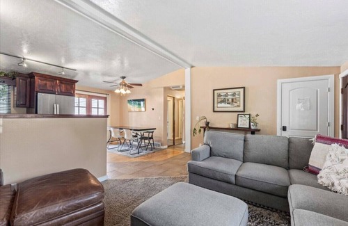 Millcreek House | Charming Mountain Retreat with Enclosed Backyard and Artistic Flair