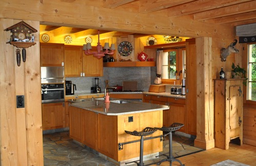 Villars-sur-Ollon Ski Chalet | Charming Mountain Ski Chalet in the Swiss Alpes ski in/out