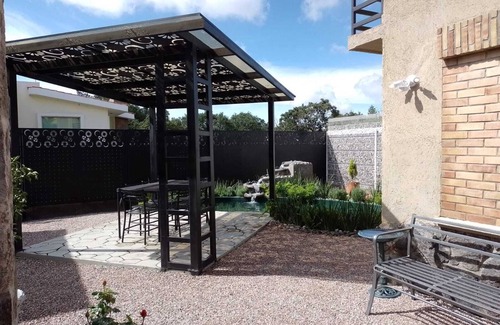 Amozoc House | Charming Tiny House: 2-bedroom with WiFi in Haras Ciudad Ecológica