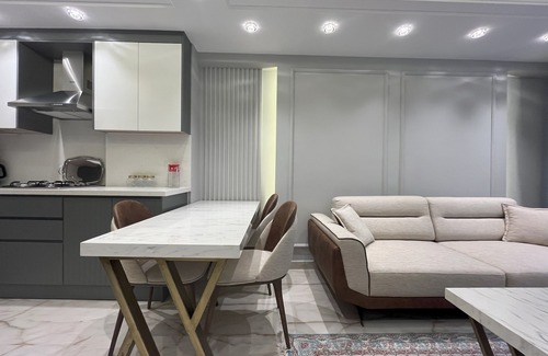 Zeytinburnu Apartment | Charming New Apartment next to ISTANBUL Fisekhane & Marmaray Metro Station