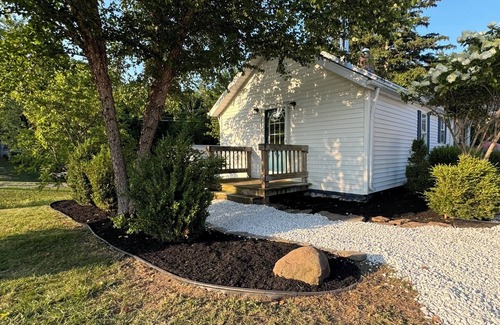 Geneva House | Charming- Newly Listed, SPIRE, GOTL, Wineries