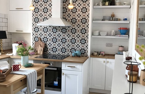 Birkdale House | Charming, newly renovated house near Birkdale Village