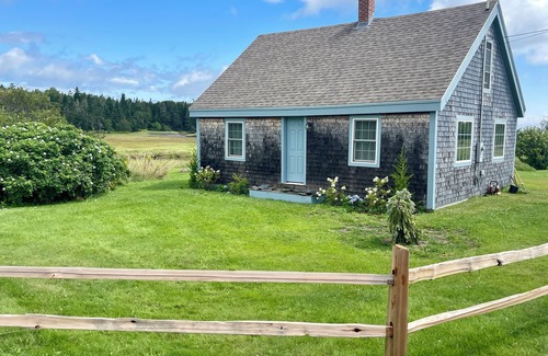 Lubec Cottage | Charming Newly-Renovated Waterfront Cottage in Lubec