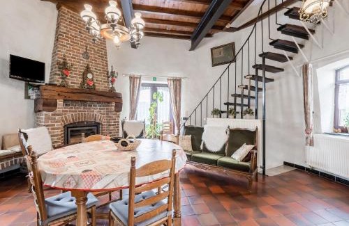 Oombergen House | Charming Nieuwpoort Mill Retreat