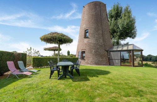 Oombergen House | Charming Nieuwpoort Mill Retreat