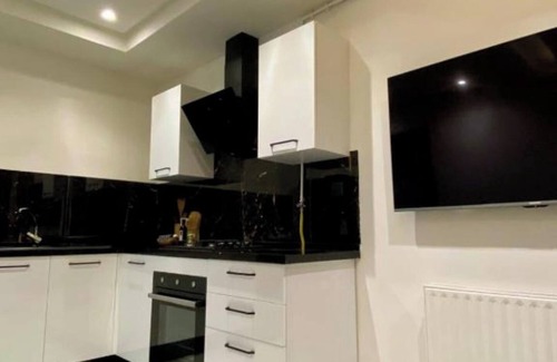 El Aouina House | Charming One Bedroom Apartment with Modern Amenities!