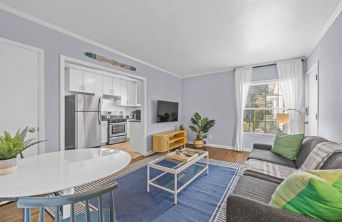 Virginia Highland Apartment | Charming One Bedroom in Virginia Highland!