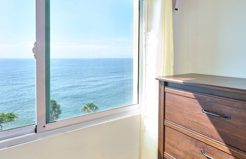 Ciudad Universitaria Apartment | Charming Paradise Loft Style Malecon Apartment 715A
