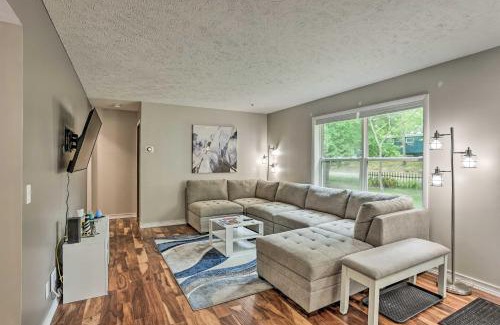 Pentwater House | Charming Pentwater Home with Fire Pit and Yard!