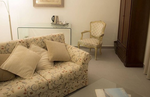 Melizzano Villa | Charming property surrounded by beautiful country landscape