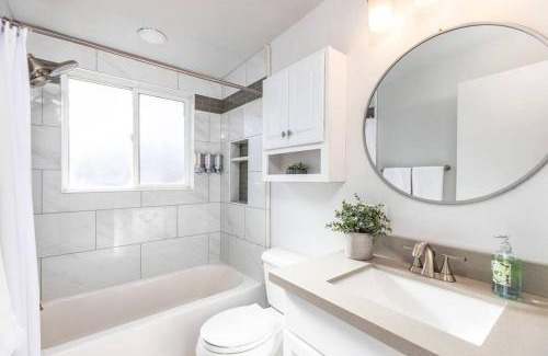 Murray House | Charming Rambler W Scenic Views & Pets R Allowed