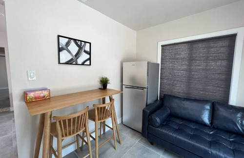 Walnut Valley House | Charming remodeled 1 bedroom/1 Bath with AC, WiFi in awesome Baldwin Park