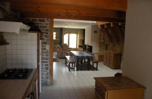 Dommartin-aux-Bois Cottage | Charming Renovated Cottage with Large Garden near Épinal
