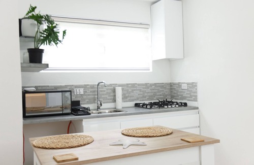 San Nicholas Noord Apartment | Charming Retreat at Lelia