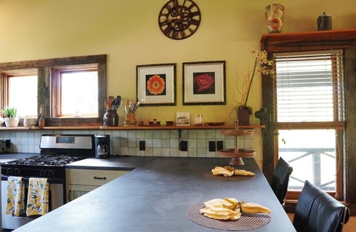 Goshen House | Charming Retreat at Stone Hill Estate – Nature Meets Luxury