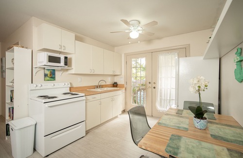 Hudson Bayou Apartment | Charming Retreat in the Heart of Sarasota. See reviews!