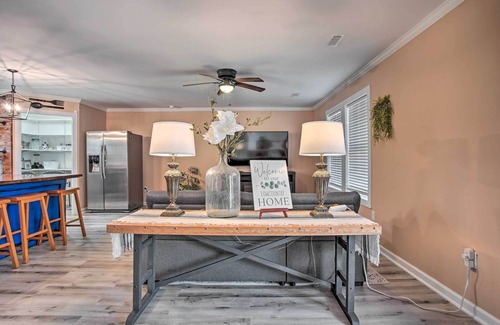 Walterboro - St. George House | Charming Retreat on 20 Acres w/Private Lake!