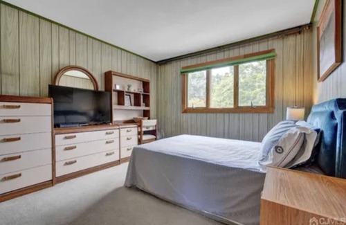 East Brunswick House | Charming Retreat in the heart of East Brunswick