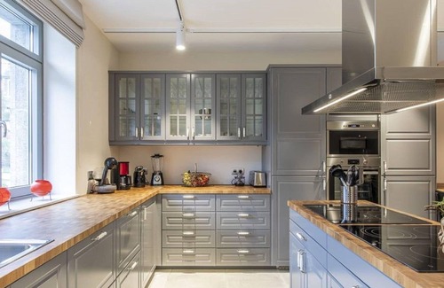 Bourseigne-Vieille House | Charming Rural Retreat
