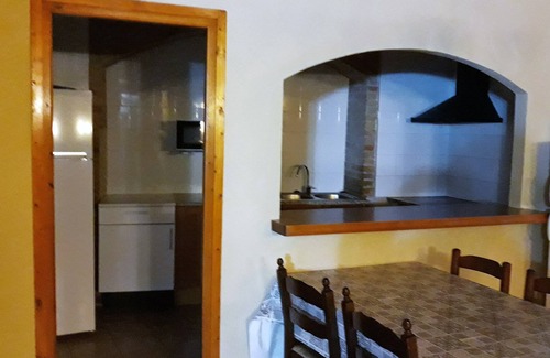 Perelada Cottage | Charming rural house with pool in Costa Brava close to the beach and Dali Museum