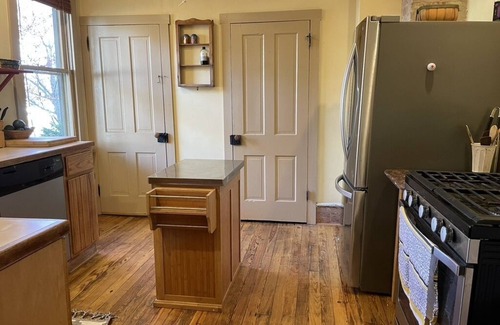 Cape May Court House Cottage | Charming - Spacious. Light-filled. Near Beaches.