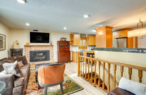Savage House | Charming Savage Home w/Yard: 18 Mi to Minneapolis