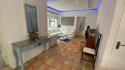 Onrus Apartment | Charming Sea Side Sun Apartment