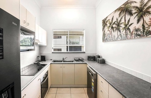 Trinity Beach Condo | Charming Seaside Condo with Balcony & Pool, Steps from Trinity Beach