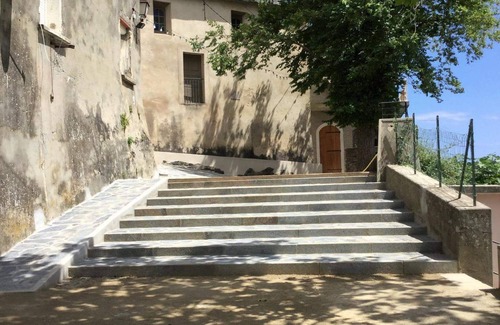 Taglio-Isolaccio House | Charming Small Village House Rental