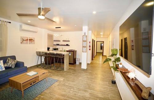Belize City Apartment | Charming & Spacious 2-bedroom Apartment Near Ocean-Starfish Villa