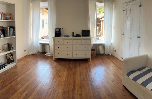 Viverone Bed & Breakfast | Charming Spacious B&B with Balcony, near Lago di Viverone on the Via Francigena
