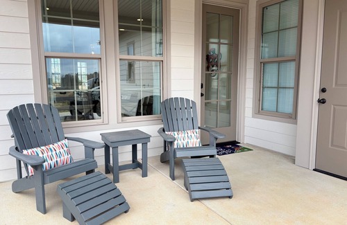 Auburn - Opelika House | Charming & Spacious Townhome on North College Street in Auburn