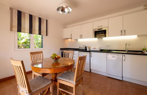 Sao Martinho Cottage | Charming stone cottage in Funchal | Casa Feitor