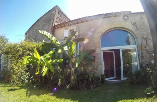 Larressingle House | Charming stone house in the most beautiful town in the Gers