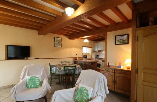 Jobourg Cottage | Charming stone house with garden and wifi, near the sea