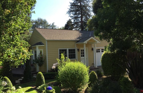 Los Gatos Apartment | Charming studio cottage w/lovely gardens, close to town