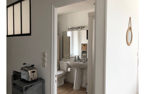 Binic Apartment | Charming Studio Facing the Port and 100 m from the beach