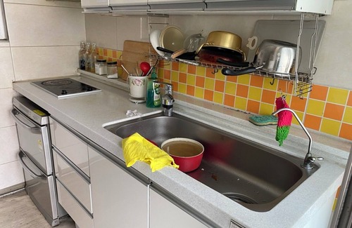 Dogok-dong Apartment | Charming studio in enchanting Seoul with WiFi, AC