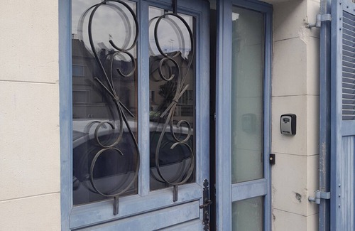 Issoudun Apartment | Charming Studio "L'Arnon" in Issoudun - WIFI