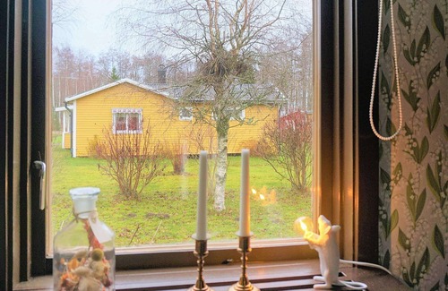 Tibro House | Charming Summer Cottage with Sauna-By Traum