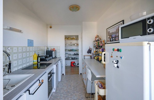 Mazargues Apartment | Charming T3 with balcony and view