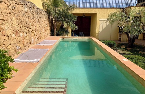 Castellet House | Charming townhouse with private pool close to Barcelona
