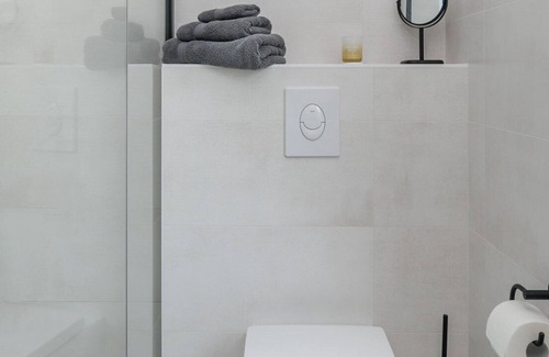 Bornstedt House | charming townhouse with garden, WiFi and Netflix